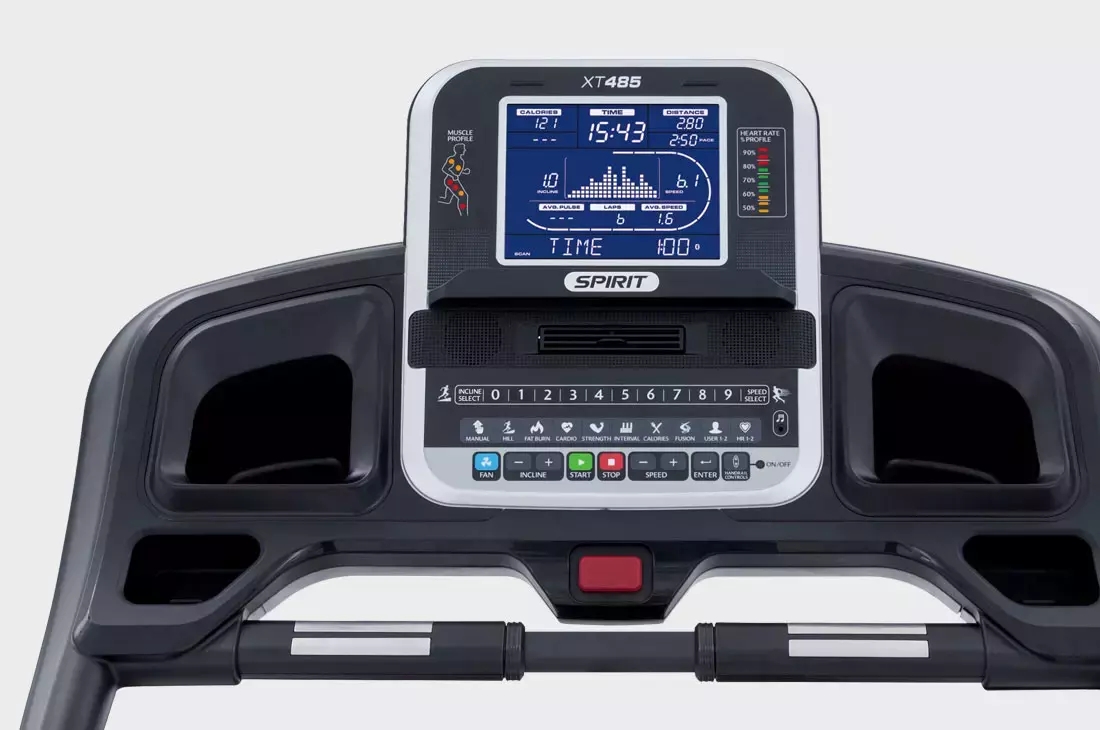 A treadmill that says xt485 on it